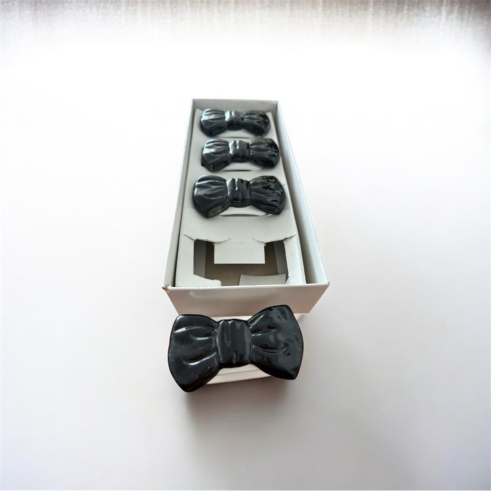 NOS/in box Elegant Vintage 1980s Black&White Bow Napkin Rings 4  Glazed Ceramic